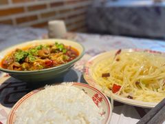 -耙吉吉川味小酒馆(本地人回头店)
