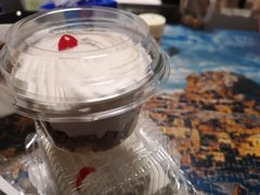 -红宝石·鲜奶小方·海派西点房(金杨店)