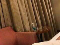 -汕尾巴黎半岛酒店