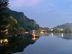 -星湖旅游景区七星岩