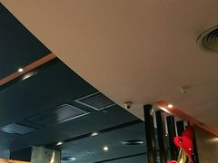 -必胜客(机场路店)