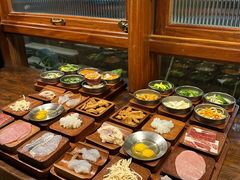 -银米·云南传统过桥米线(双廊黑金冠店)