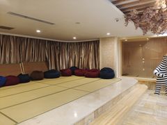 -碧中海汤泉汗蒸酒店