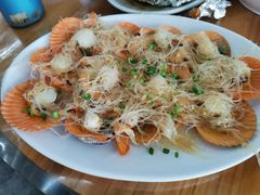 蒜蓉粉丝蒸扇贝-明记海鲜大排档(巽寮湾店)