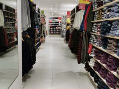 -优衣库(青岛伟东乐客城店)