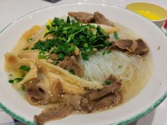 奇香牛肉粉-犇逸·乐山跷脚牛肉·四川现炒(览海店)