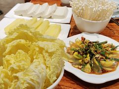 -滇香肴·云南菜蒸汽石锅鱼(云南北路店)