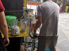 -夏食光安顺小舒冰粉冰浆(甲秀楼店)