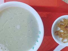 -护国寺小吃店(红莲南路店)