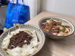 杂酱刀削面-马王庙刀削面馆(四川省交通学院宿舍店)