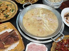 -老来福·非遗酸汤兔(凯旋路店)