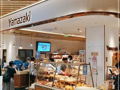 面包甜点陈列柜-山崎面包(静安久光店)