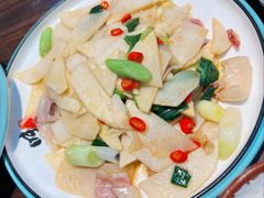 -民间瓦缸煨汤館(嵩山路店)