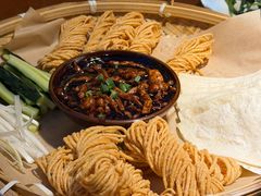 -魏铭鱼头捞饭(晋阳路店)