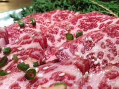 -山川小町·极番烧肉(新地假日广场店)