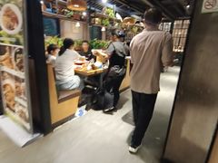 -小三峡食府(西五路店)