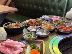 -香猪坊韩国烤肉专属门店(魏公村店)