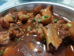 -红旗山庄(圭峰山店)