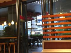 -The Habit Burger Grill 哈比特汉堡(爱琴海店)
