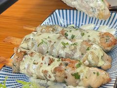 炭烤鸡肉串配酸奶黄瓜酱-帕歌西班牙餐厅paco tapas