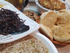 -老街坊美食汇(玉兰大街店)