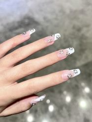 -UGIRL有个美甲