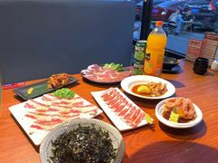 -山之屋炭火烧肉·生啤畅饮(大朗万科中央公园店)