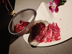 -左庭右院鲜牛肉火锅黑金店(陆家嘴中心店)