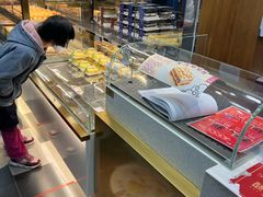 面包甜点陈列柜-酥侯糕点(广东路店)