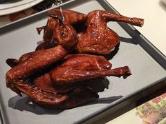 招牌乳鸽-粤小馆(天安云谷店)