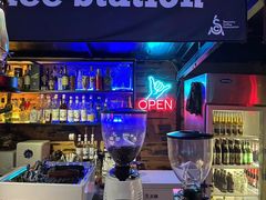 -拖板鞋咖啡旅行酒店(春熙路地铁站店)
