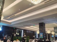 -万龙洲海鲜(大兴绿地缤纷城店)