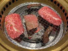 -山川小町·极番烧肉(新地假日广场店)