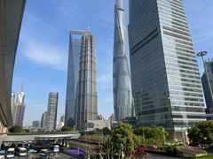 -陆家嘴空中步行连廊