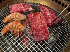 -铭牛烧肉·和牛海鲜自助(高新月牙湖店)