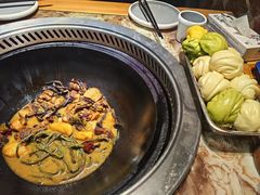 -锅老头海鲜铁锅炖