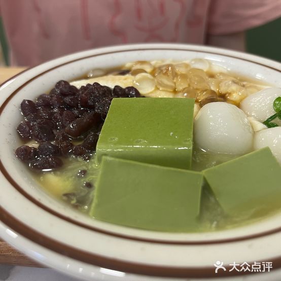 伙伙冰城糖水屋(红山龙光玖钻店)