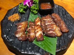 纳西烤山猪-觅山云南菜(泊富ICITY店)