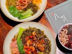 -八月美食小馆(银泰城总店)