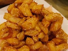 -鹤乡东北菜(崮山路店)