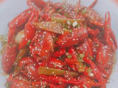 -张大师鸭爪爪特色干锅(南湖店)