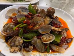 葱姜炒花甲-四川小胡子海鲜(丁村万人海鲜广场店)