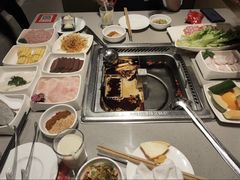 -海底捞火锅(关山保利店)