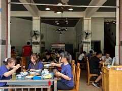 -佘记全家福芋儿鸡(向阳街总店)