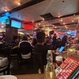 两人吃，点了一份店员推荐的1️⃣大虾银鳕鱼配意粉