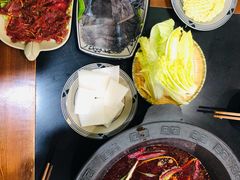 -重庆故事姊妹老火锅(财经学院店)