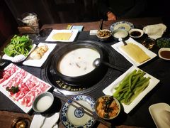 -大匠工房古船木艺术餐厅·猪肚鸡专门店(长白仙岛店)