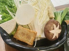 -呷哺呷哺(常营华联店)
