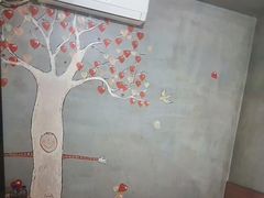 -卡罗酒店(东门晒布地铁站店)