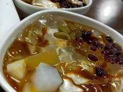 -超越炭火牛蛙火锅鸡(河东店)